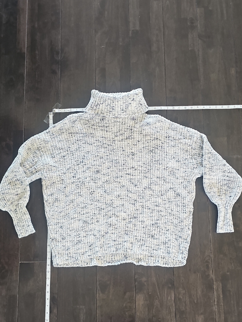 Aerie Speckled Cream Turtleneck Sweater